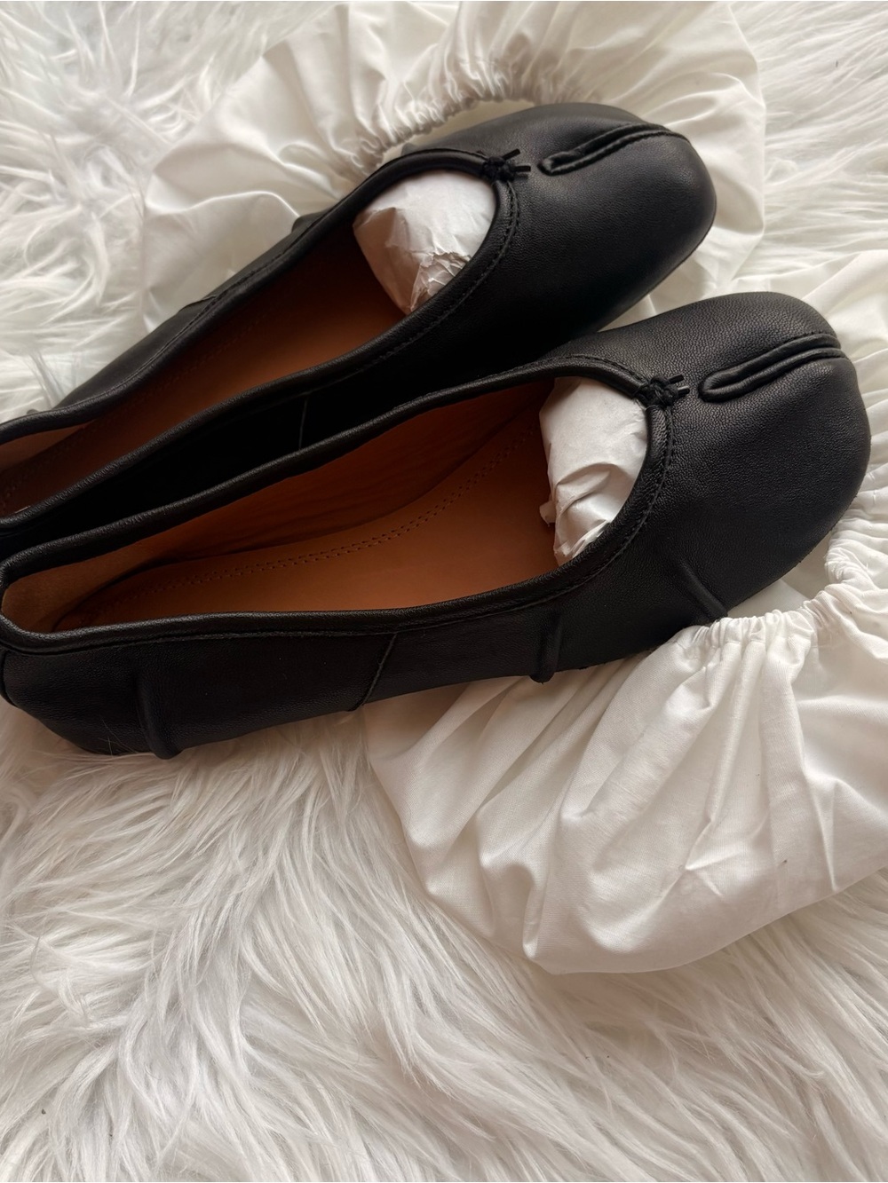 Maison Margiela Black Leather Ballet Tabi Flats - Picture 4 of 7